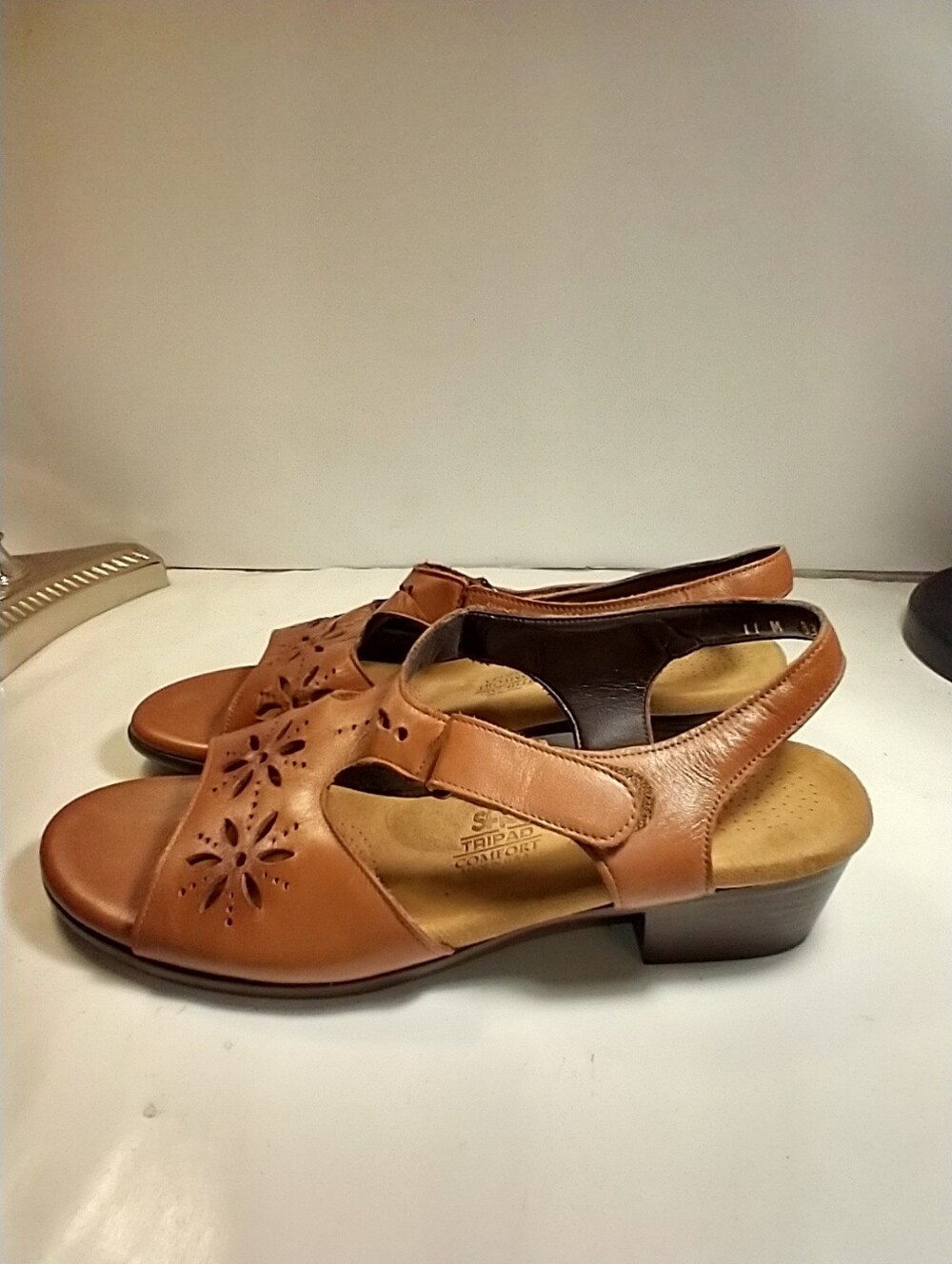 SAS Sunburst Tripad Comfort Chestnut Heel Strap Sandals Women's sz 11M. - Picture 4 of 10